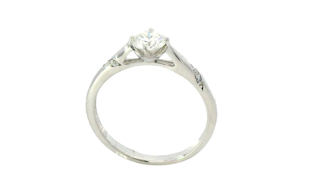silver Labstone vs clarity round cut ring