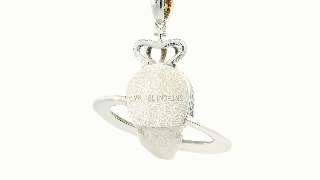 silver -Diamond Skull pendant glow in 