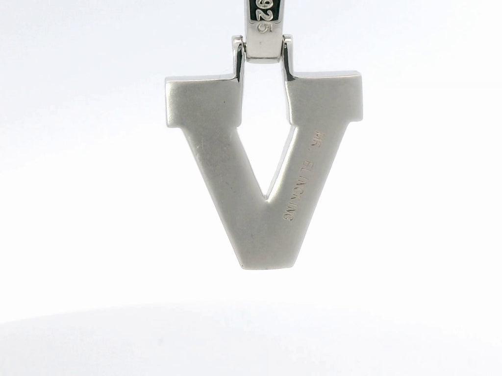 Silver lab stone “ V “ pendant