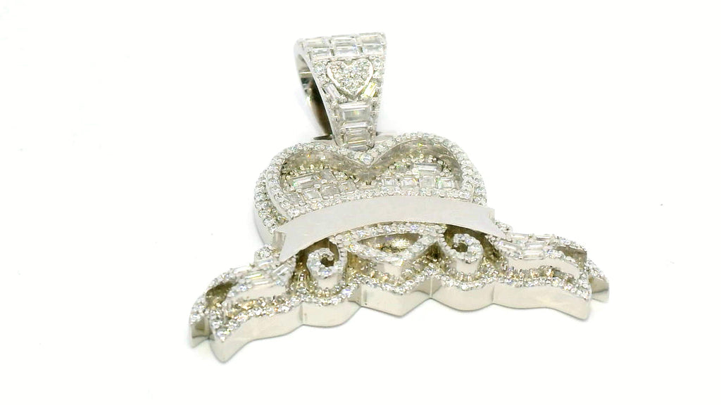 Diamond heart pendant