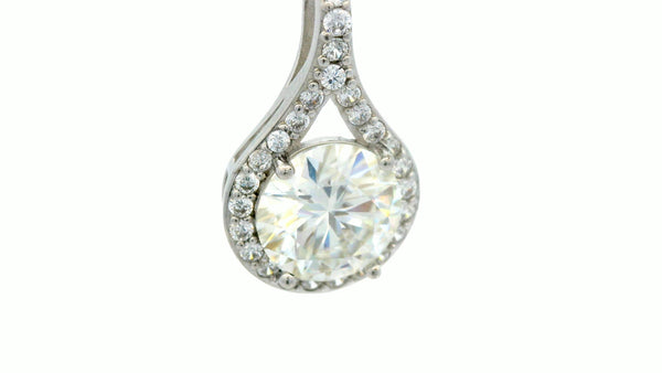 Medium silver drop pendant necklace