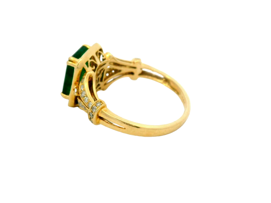 14k gold  natural emerald rectangular ring with natural stone dim