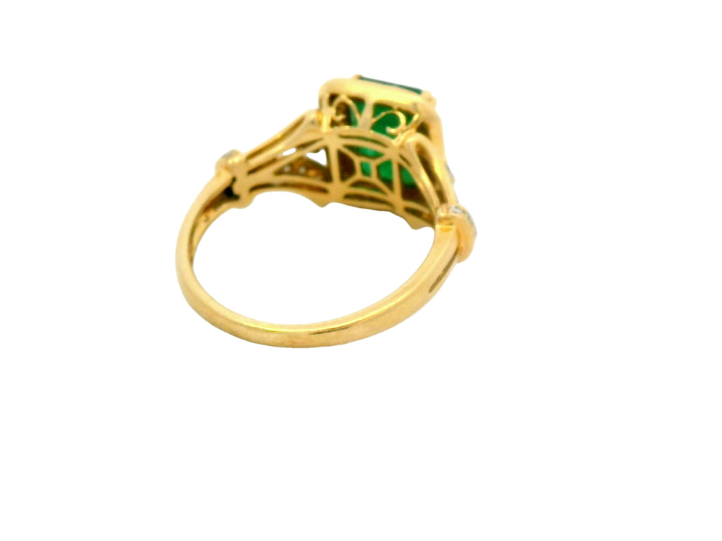 14k gold  natural emerald rectangular ring with natural stone dim