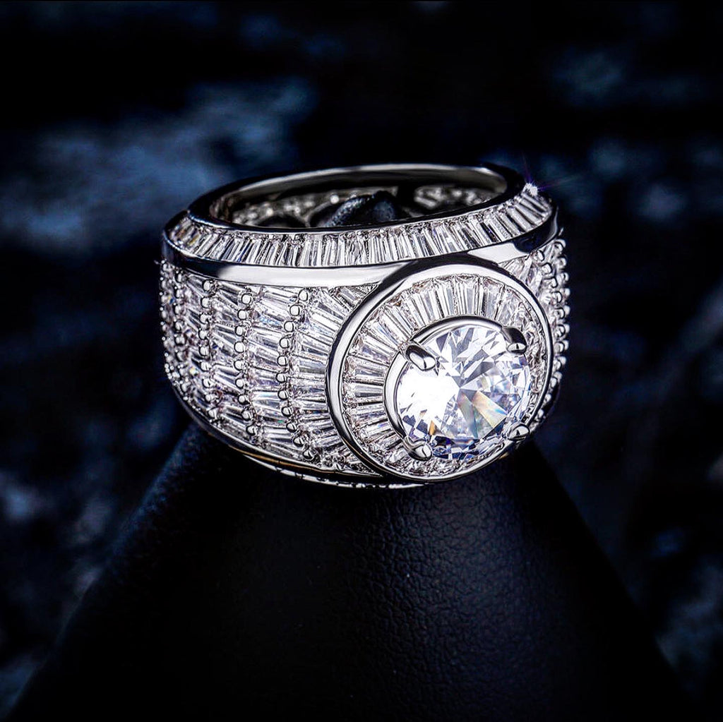 Baguette Centerpiece Diamond RING