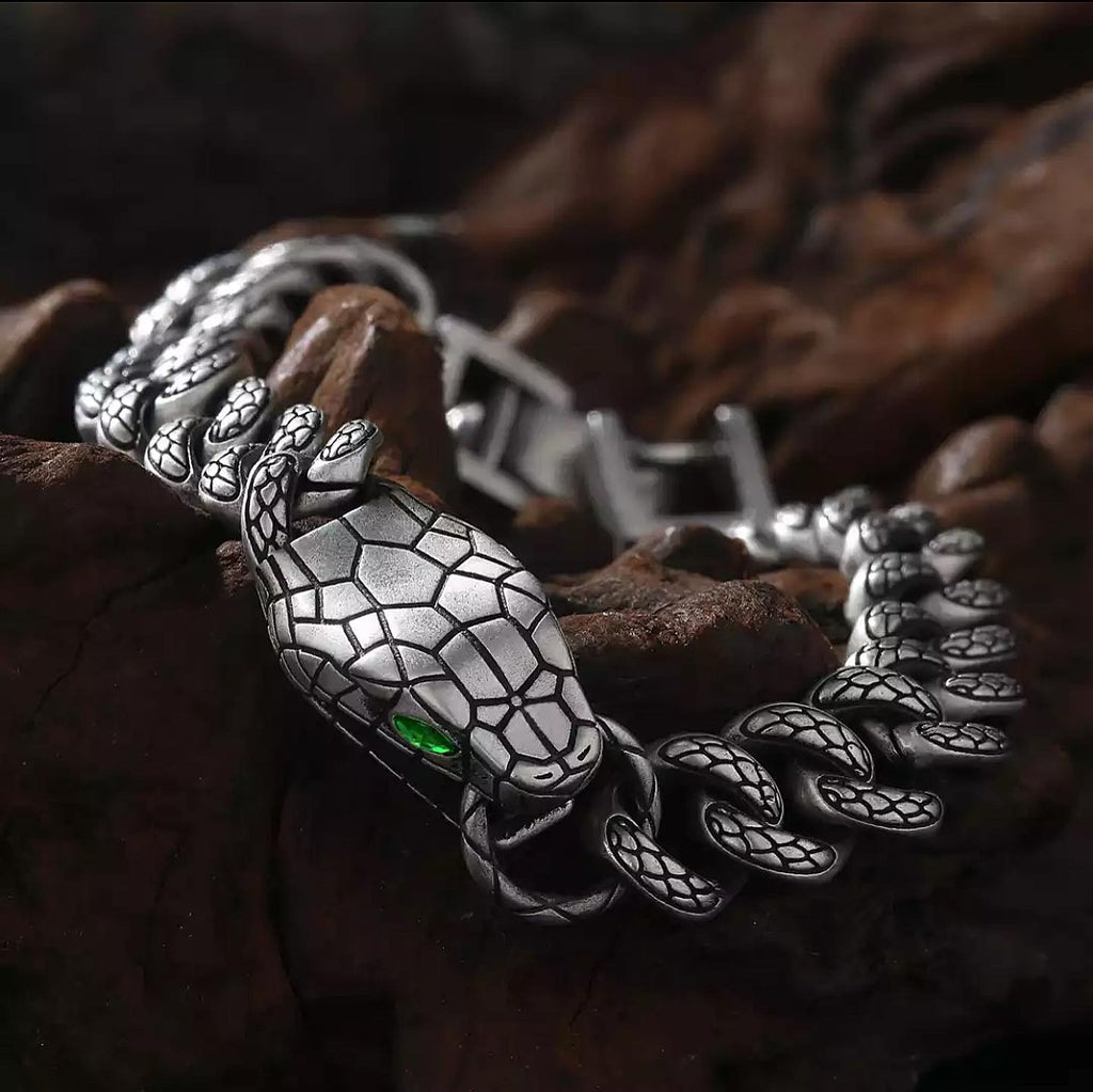 Emerald Snake Eye Bracelet