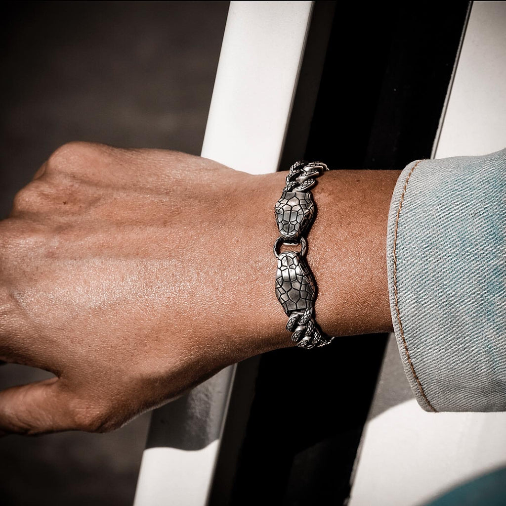 Emerald Snake Eye Bracelet
