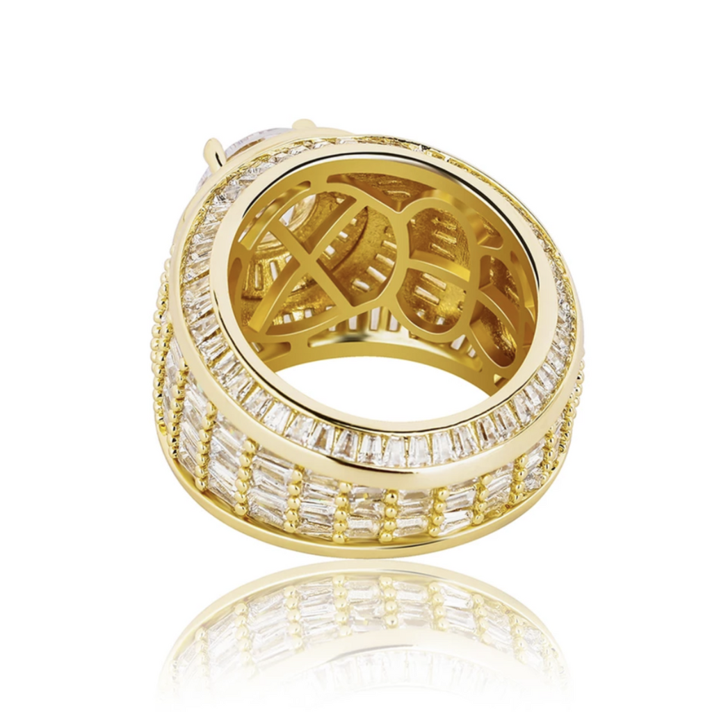 Baguette Centerpiece Diamond RING